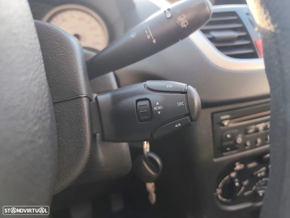 Peugeot 206+ 1.1 Trendy - 31