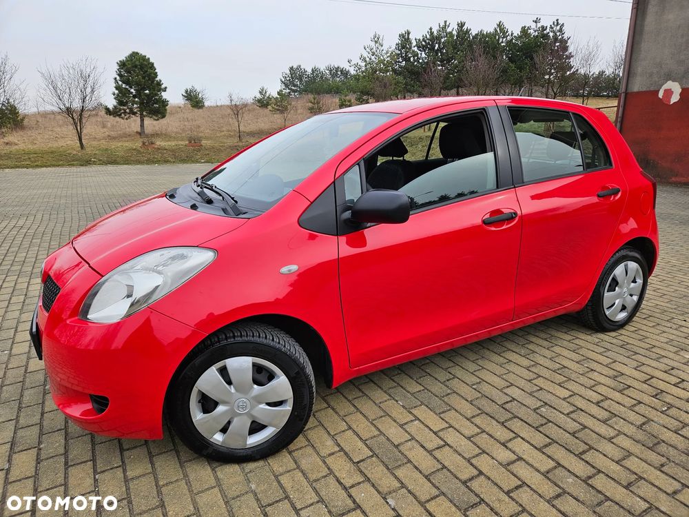 Toyota Yaris 1.0 Terra - 3