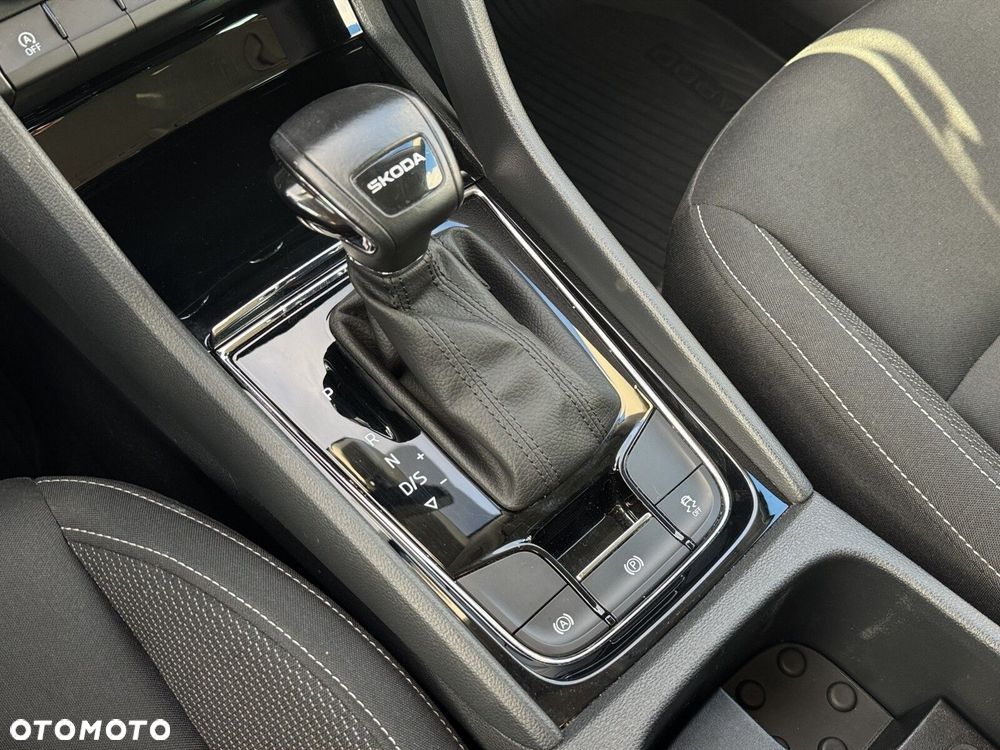 Skoda Karoq 1.5 TSI ACT Selection DSG - 22