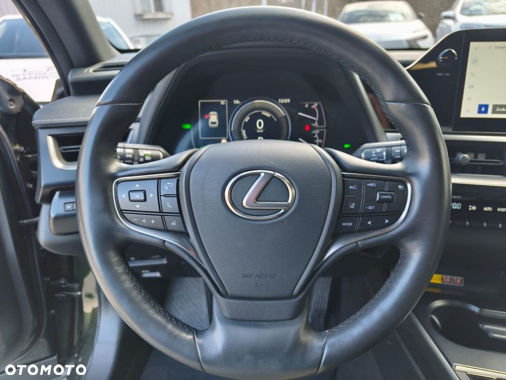 Lexus UX 250h GPF Business 2WD - 17