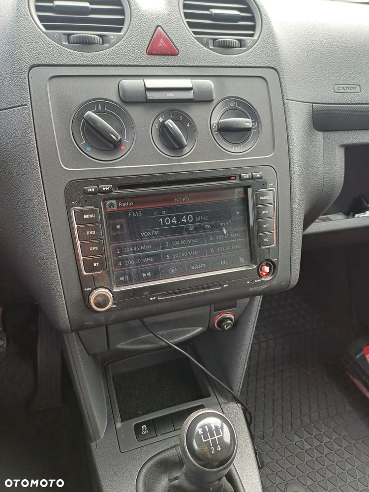 Volkswagen CADDY - 8