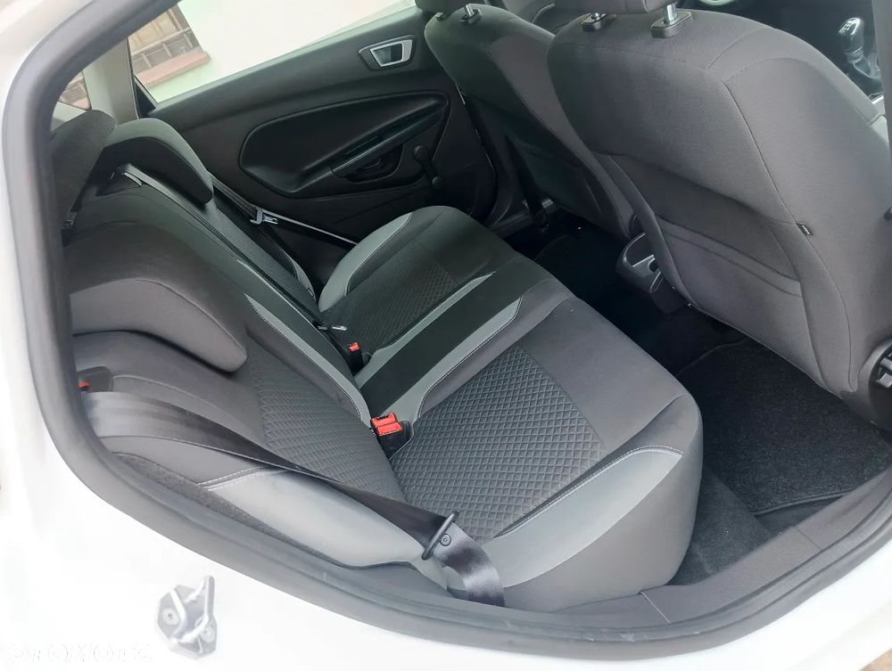 Ford Fiesta 1.0 EcoBoost Champions Edition - 23