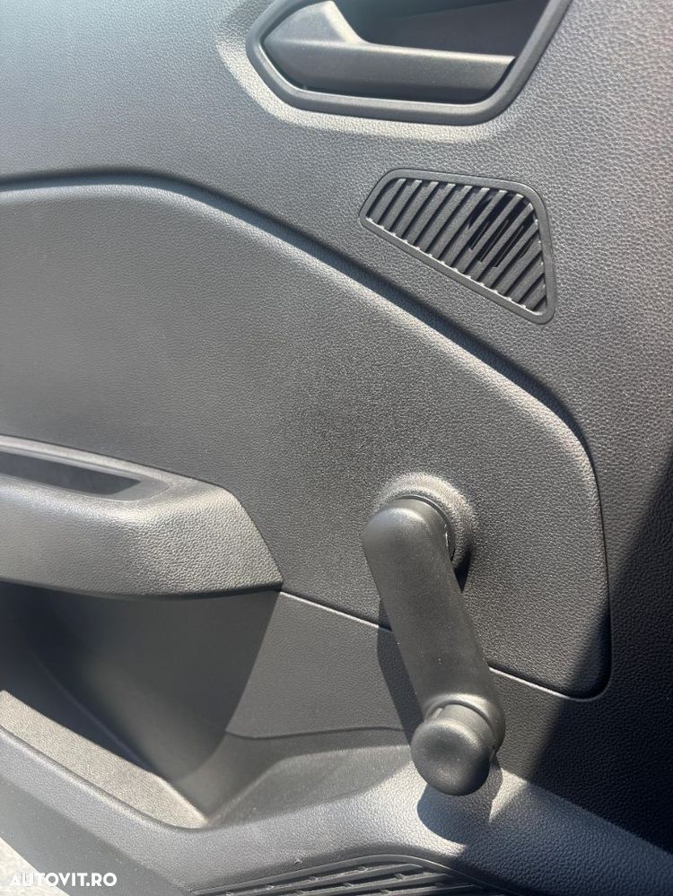 Renault Clio - 24