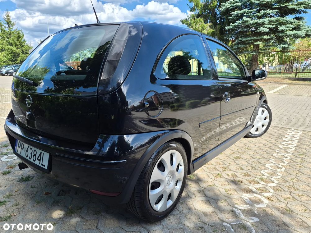 Opel Corsa 1.2 16V Limited Edition - 6