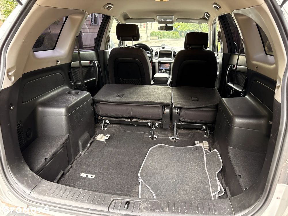 Chevrolet Captiva 2.2 2WD LS - 29