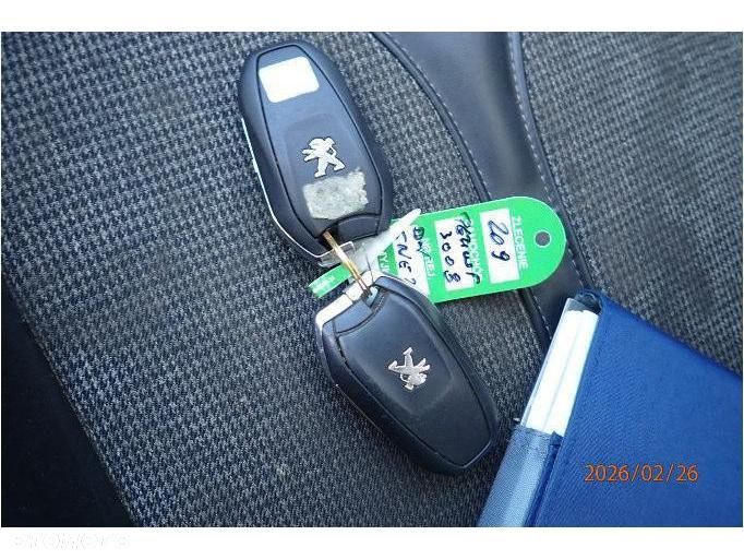 Peugeot 3008 1.6 BlueHDi Allure S&S EAT6 - 12