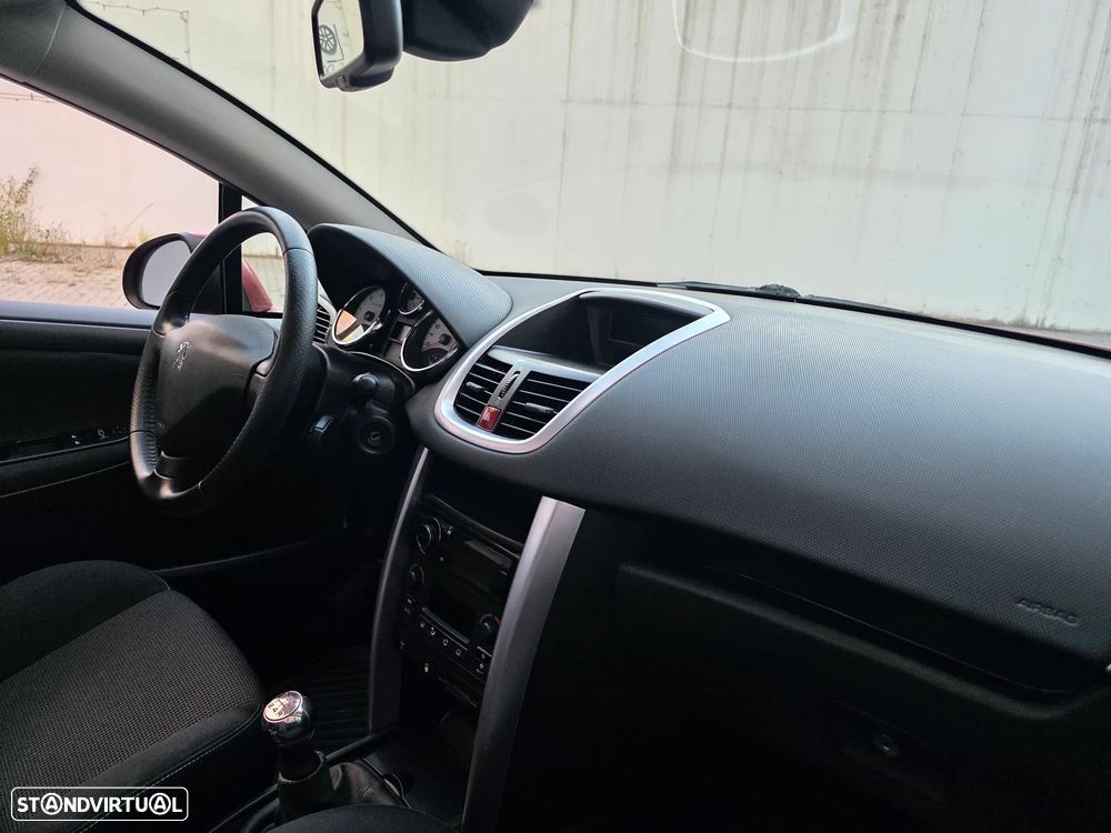Peugeot 207 CC 1.6 HDi Sport FAP - 26