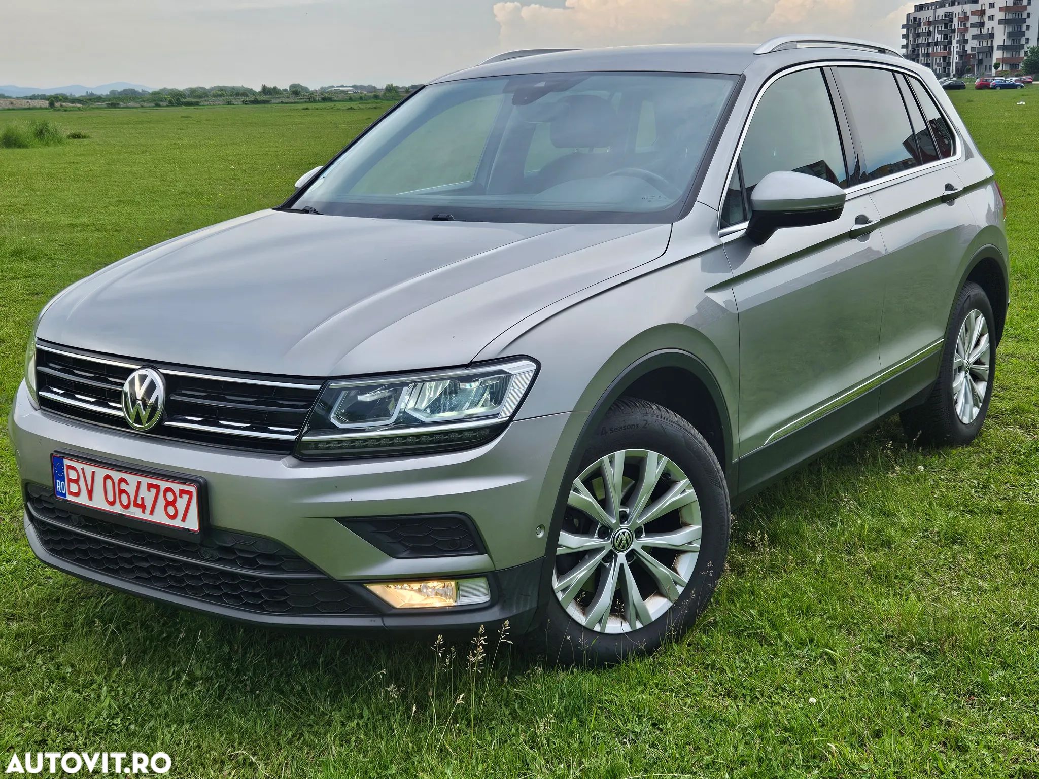 Volkswagen Tiguan 2.0 TDI 4Mot DSG Comfortline - 1