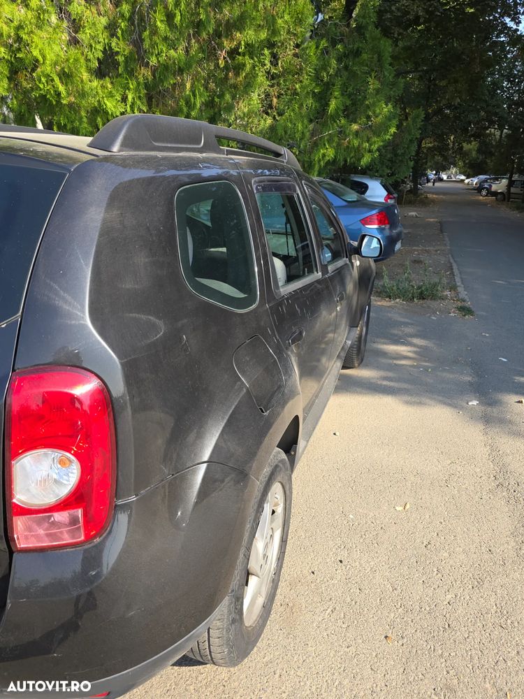 Dacia Duster 1.6 4x2 Ambiance - 11