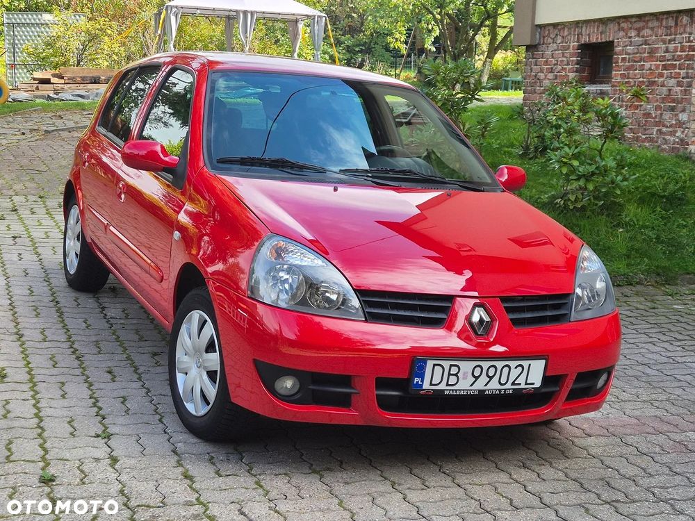 Renault Clio - 1