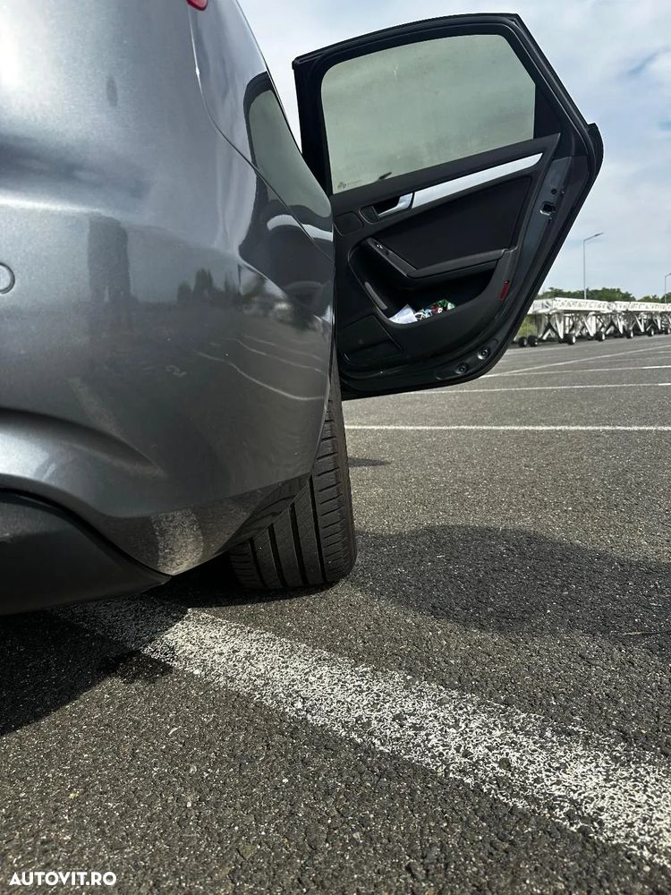 Audi A4 2.0 TDI DPF multitronic Attraction - 21
