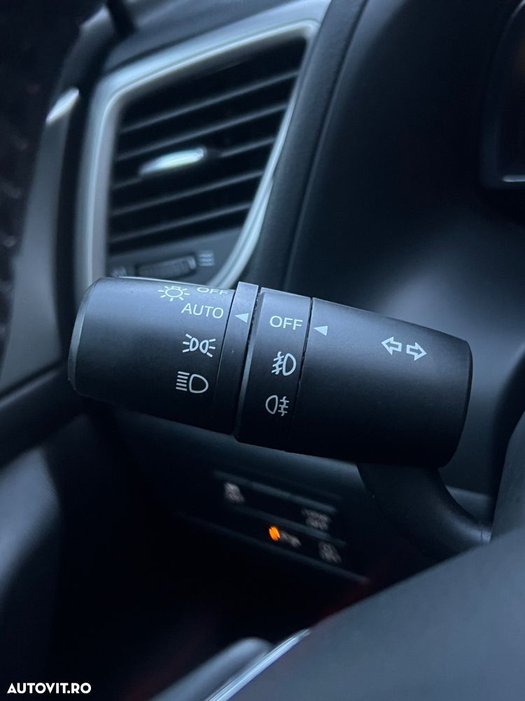 Mazda 3 G120 Revolution - 16