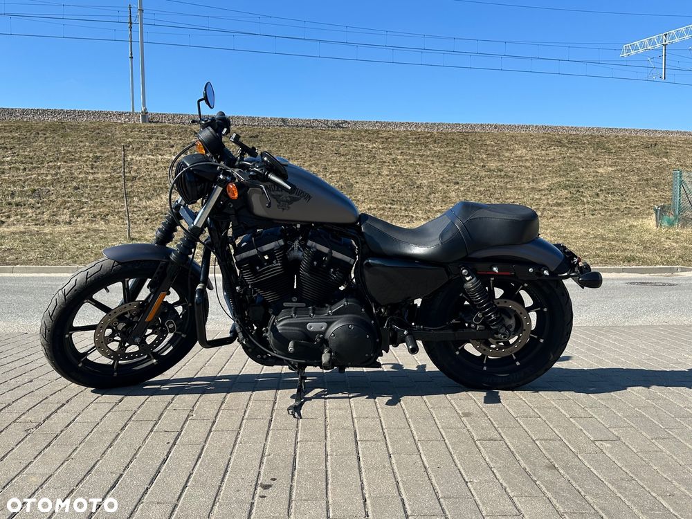 Harley-Davidson Sportster Iron 883 - 5