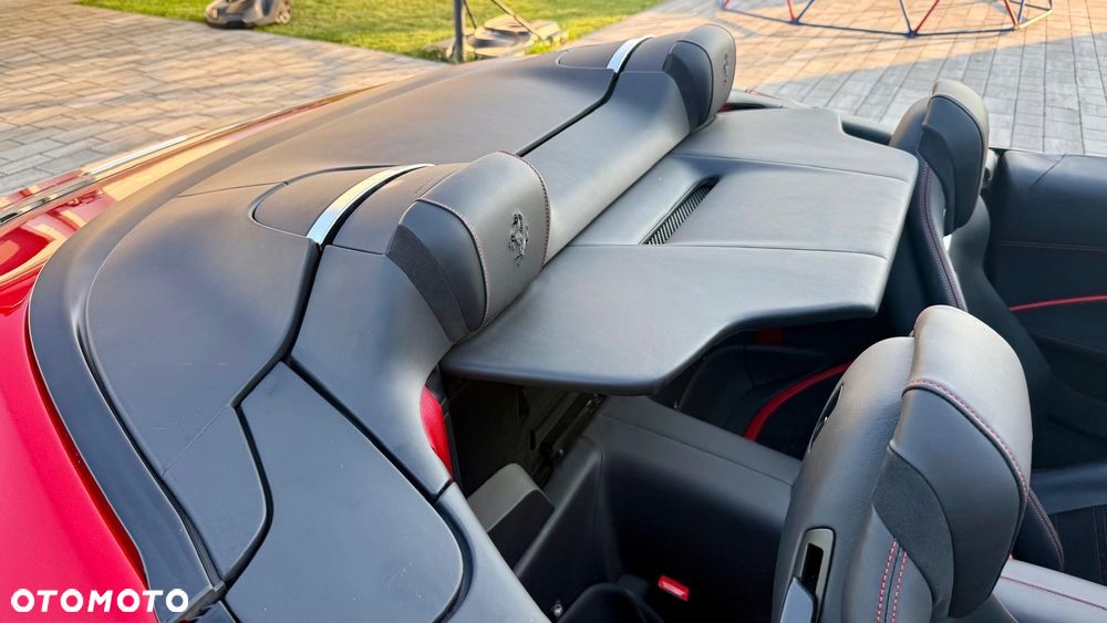 Ferrari Roma Spider - 11