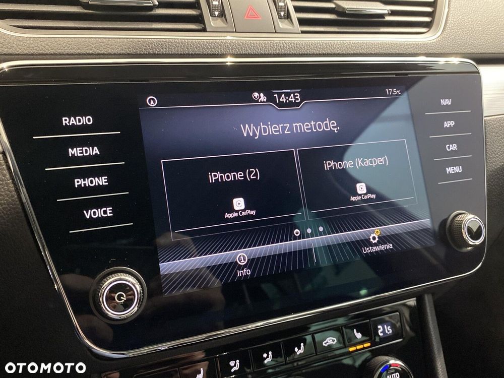 Skoda Superb 1.5 TSI Ambition DSG - 30