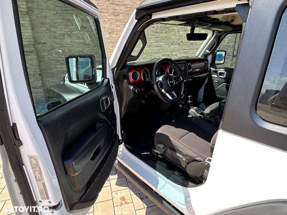 Jeep Wrangler 2.0 AT8 4WD Rubicon - 6