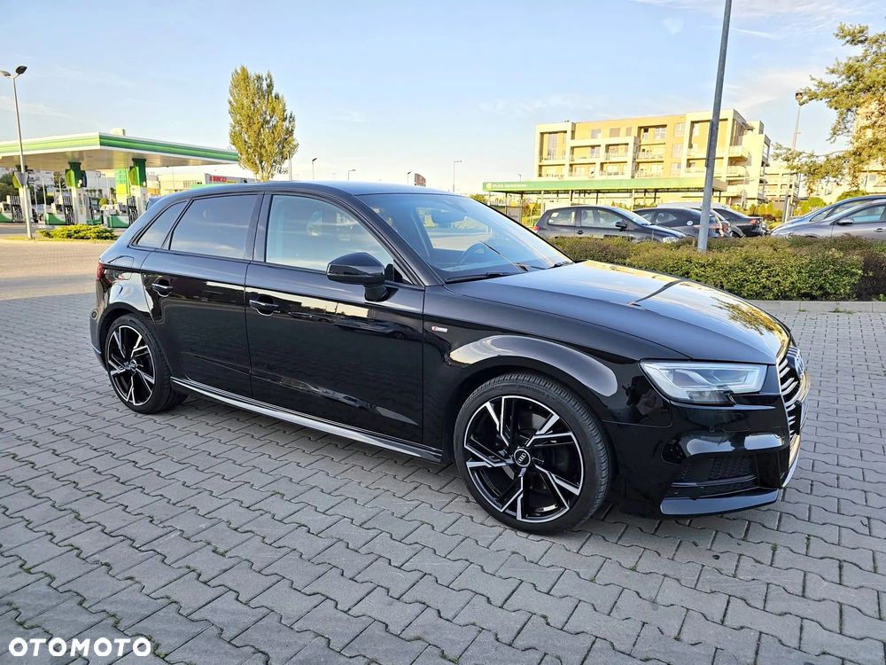 Audi A3 Sportback - 3