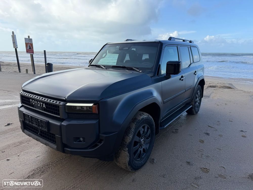 Toyota Land Cruiser Prado - 14