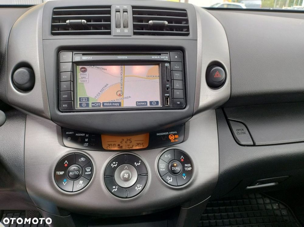 Toyota RAV4 - 17