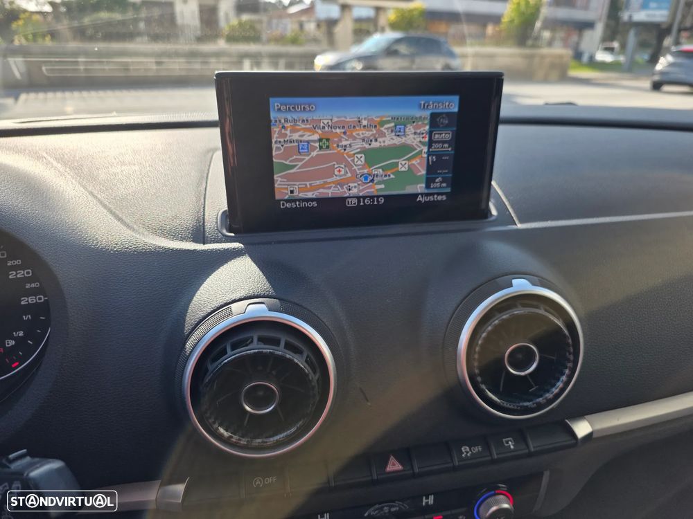 Audi A3 Sportback 1.6 TDI (clean diesel) S line Sport Pack - 34