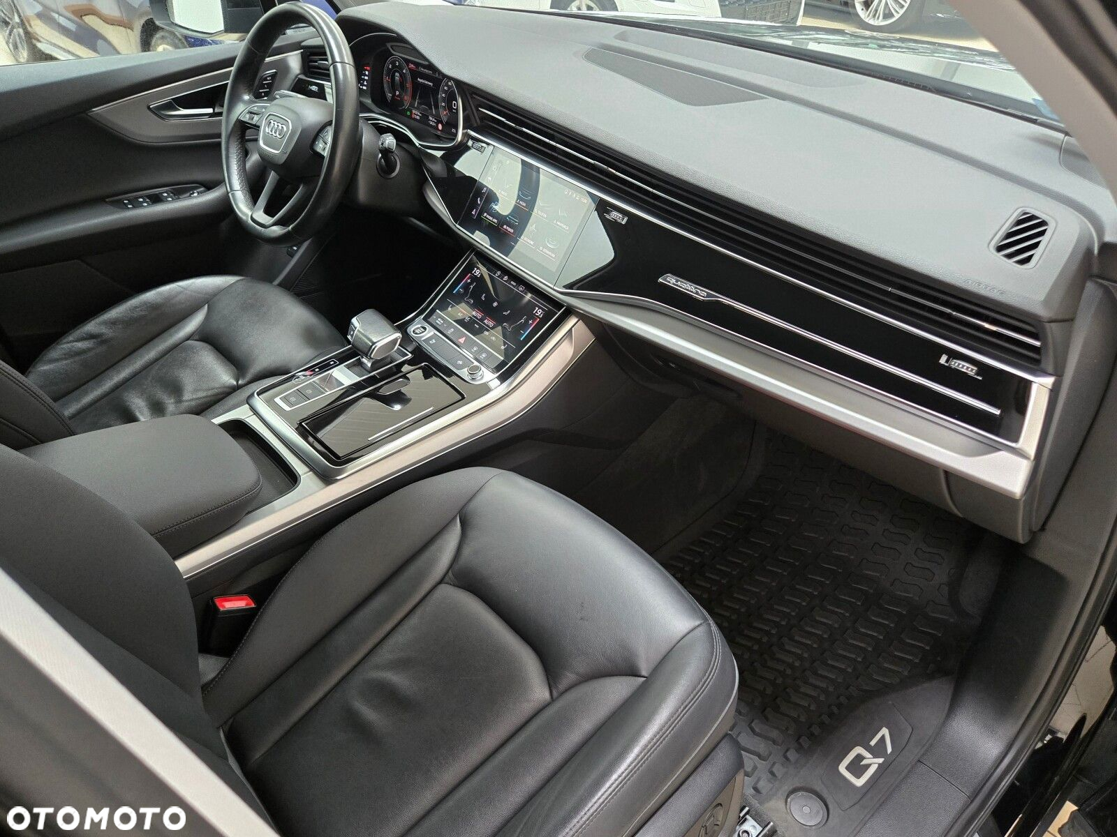 Audi Q7 - 25