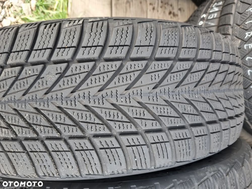 Opony GOODYEAR ULTRAGRIP PERFORMANCE 3 205/55R17 95V 2025r,2x5,3mm bd stan - 2