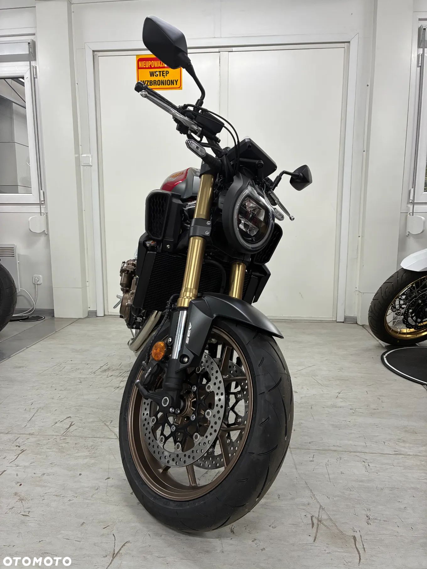 Honda CB - 1