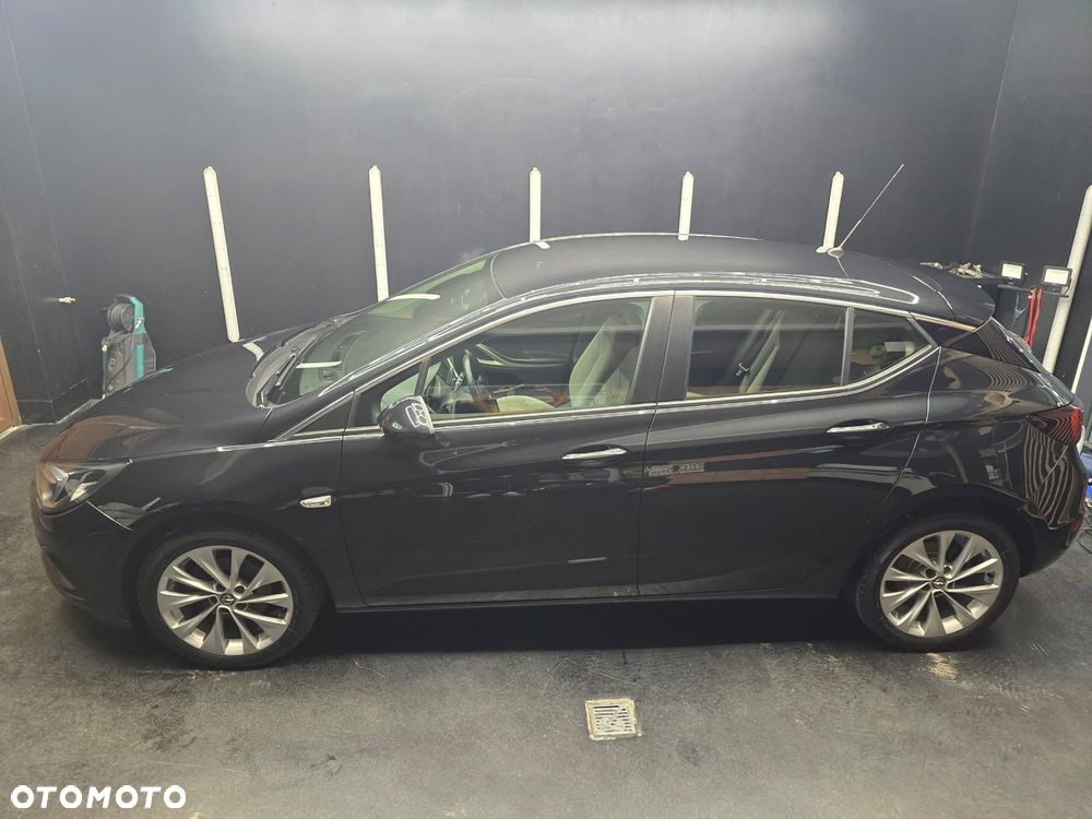 Opel Astra 1.4 T Dynamic - 10