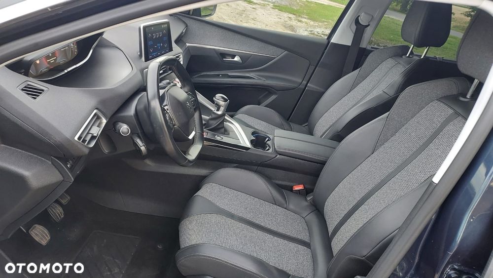 Peugeot 5008 1.5 BlueHDi Allure Pack S&S - 10