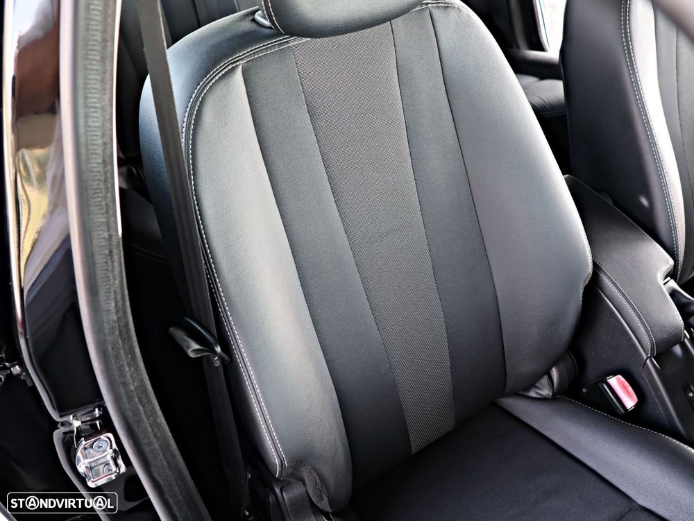 Renault Mégane Sport Tourer 1.5 dCi Confort SS - 14