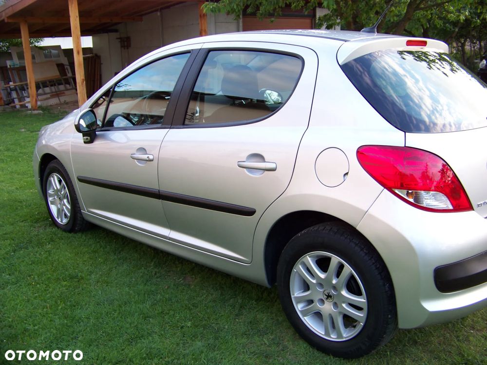 Peugeot 207 1.4 HDi Trendy - 7