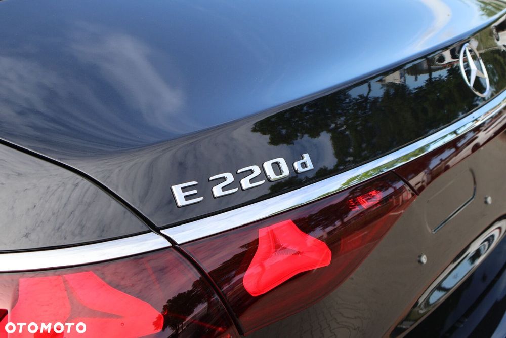 Mercedes-Benz Klasa E - 22