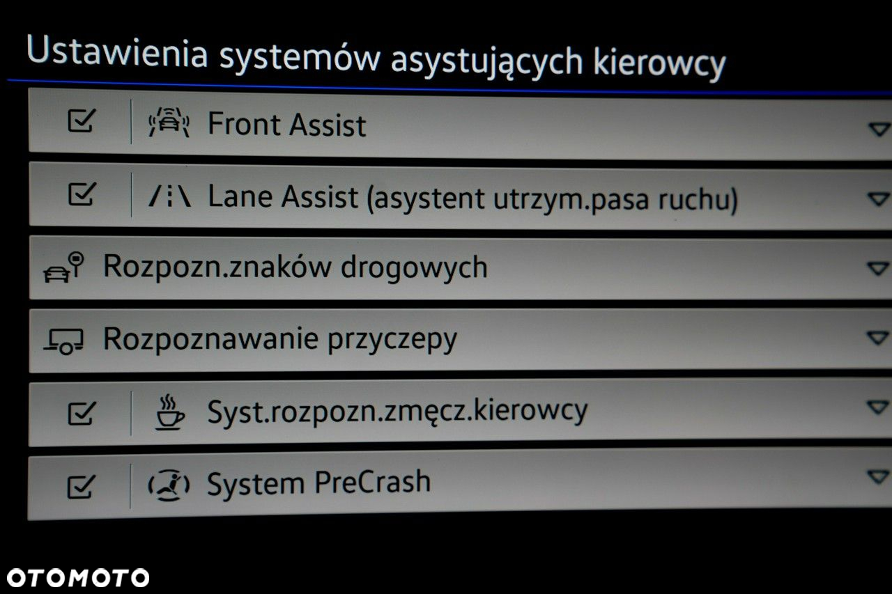 Volkswagen Passat - 27