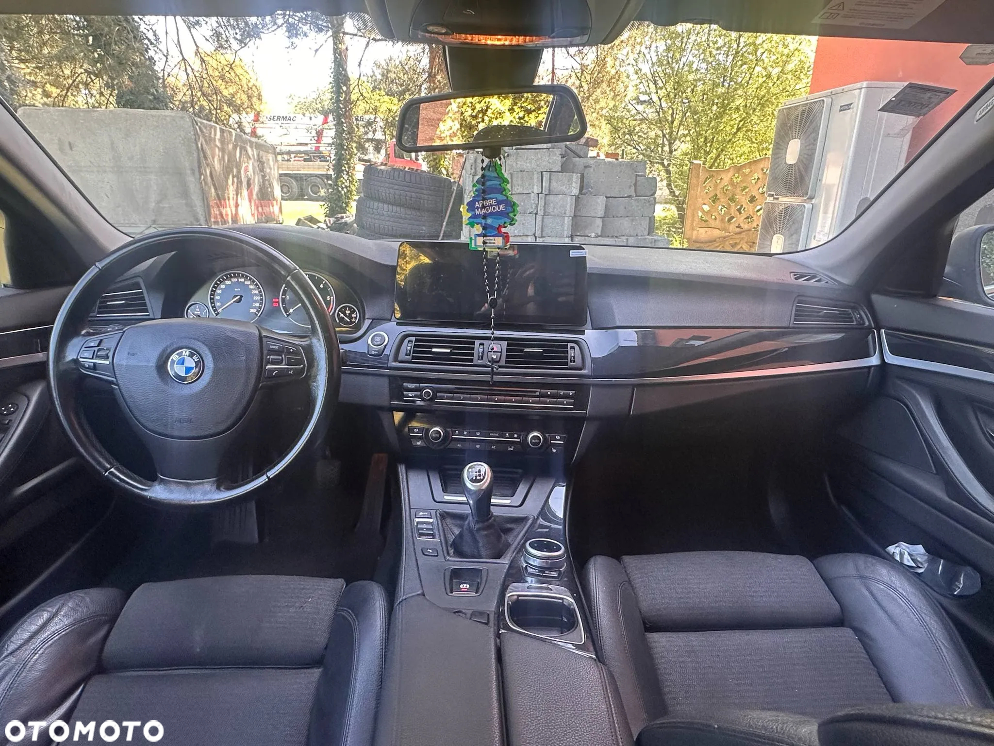 BMW Seria 5 520d Touring - 5