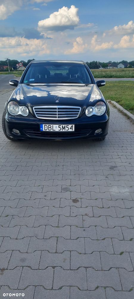Mercedes-Benz Klasa C 180 Kompressor Classic - 4