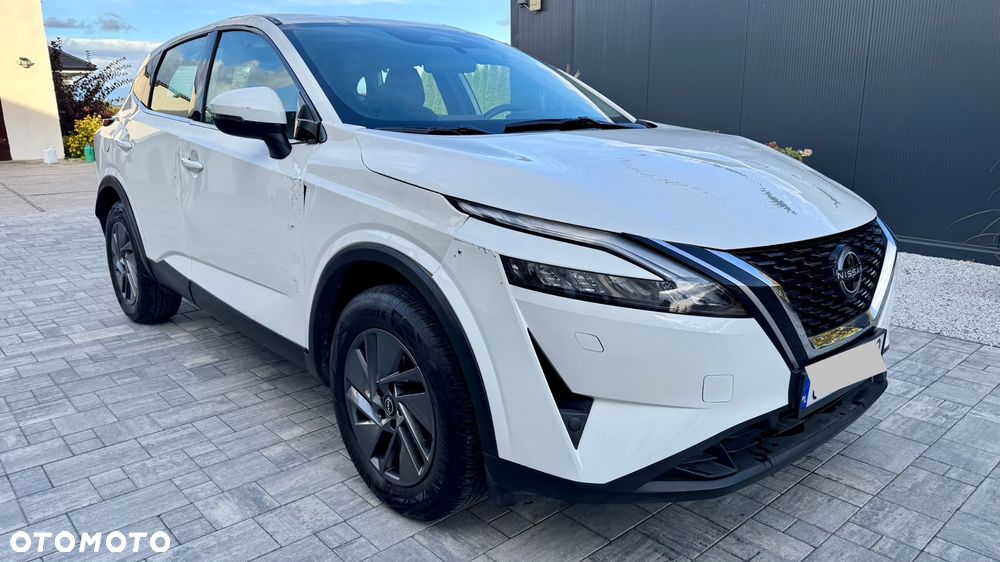 Nissan Qashqai - 1