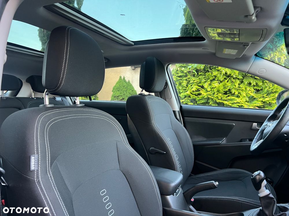 Kia Sportage 2.0 CRDI L 2WD - 33