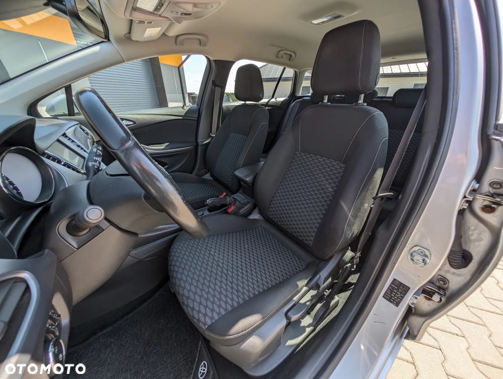 Opel Astra 1.6 D Start/Stop Business - 36