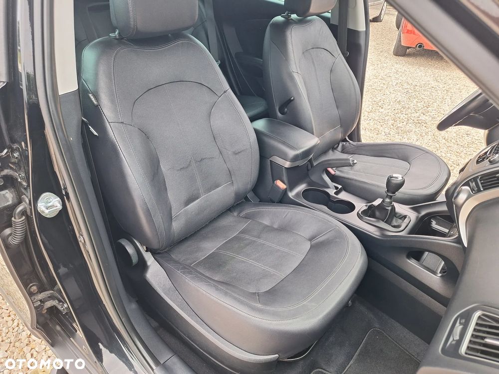 Hyundai ix35 2.0 CRDi 4WD Premium - 30