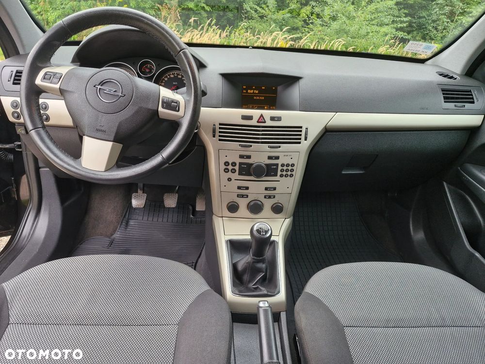 Opel Astra 1.6 Enjoy - 23
