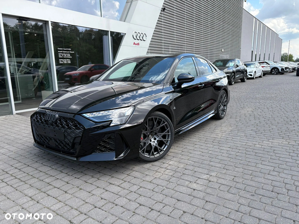 Audi RS3 Limousine