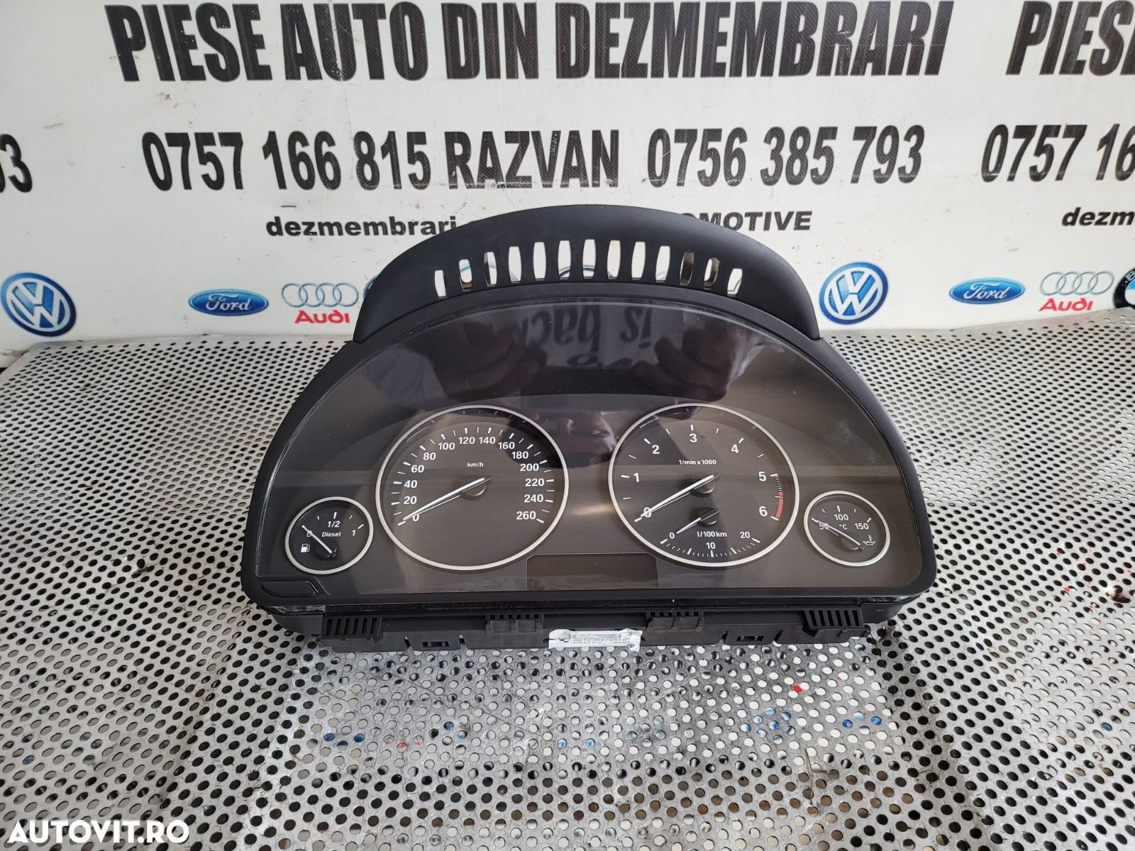 Ceasuri Bord Bmw X3 X4 F25 F26 Volan Stanga 2.0 Diesel Motor B47 Cod 9232890 Dezmembrez Bmw X4 F26 2.0 D Motor B47 Xdrive 4x4 Volan Stanga Bi-Xenon - 1