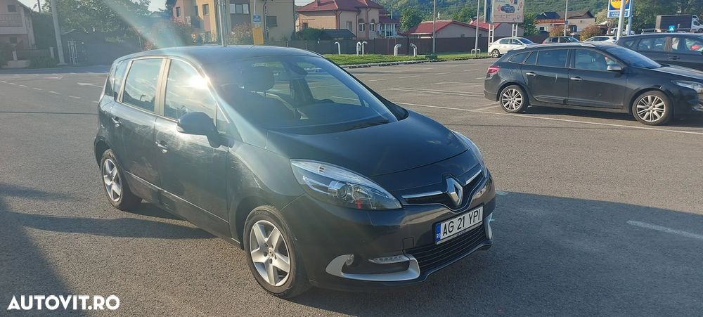 RENAULT Scenic