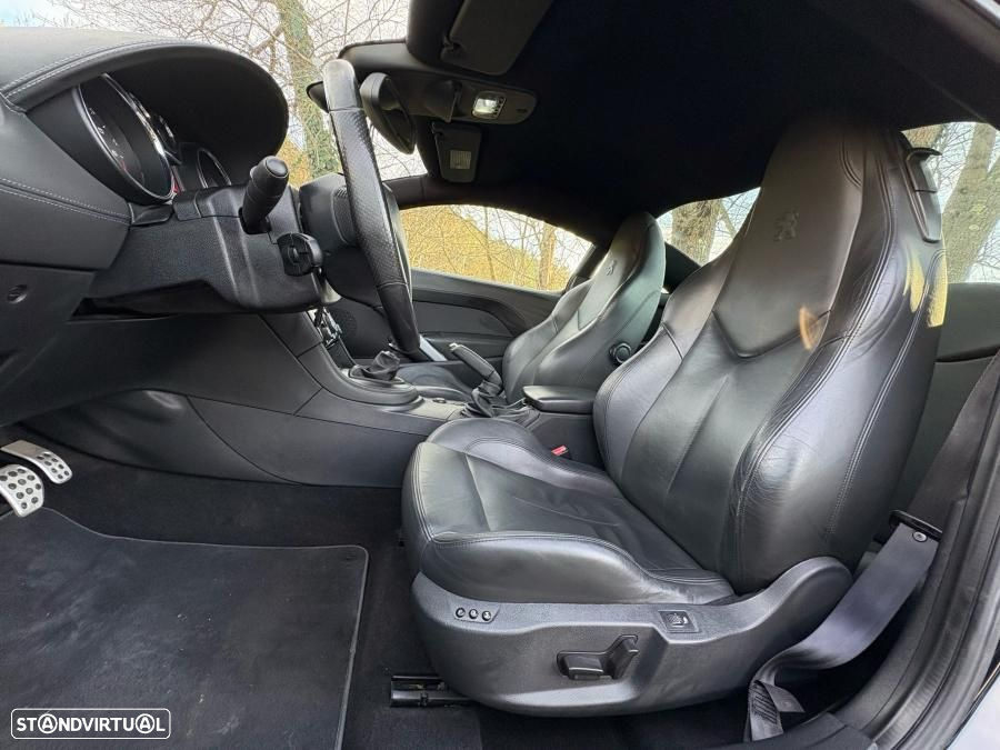 Peugeot RCZ 1.6 THP SE Black Yearling - 19