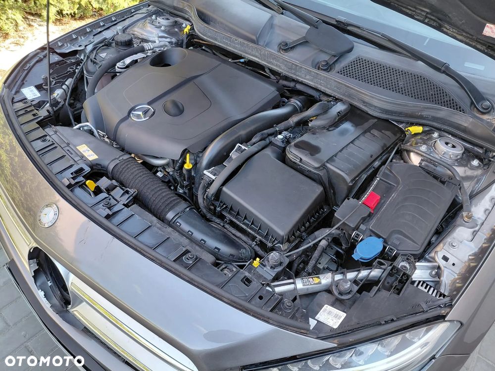 Mercedes-Benz GLA - 26
