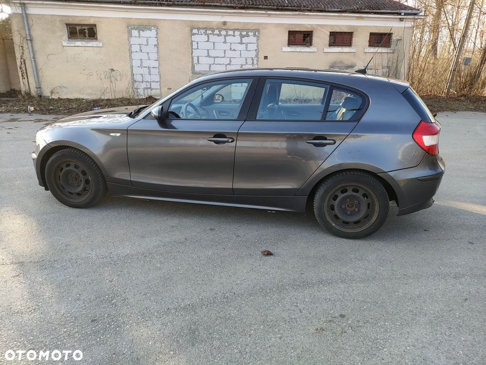 BMW Seria 1 - 11