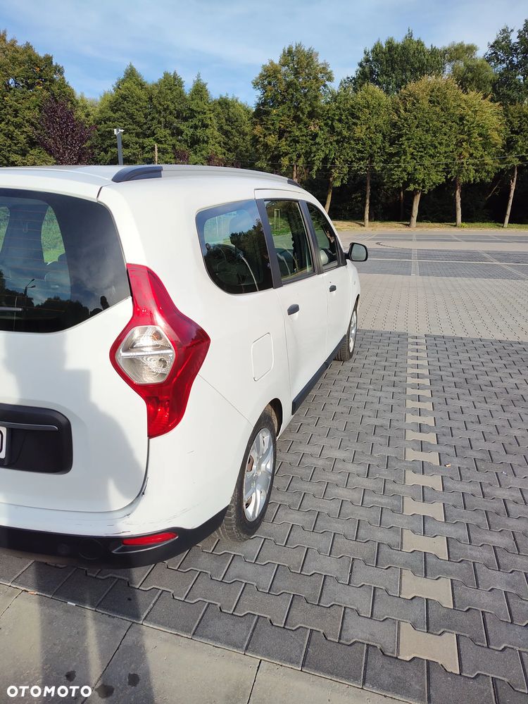 Dacia Lodgy 1.6 SCe Laureate S&S - 5