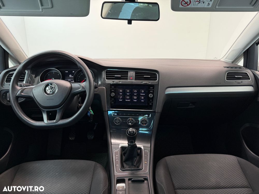 Volkswagen Golf 1.6 TDI Comfortline - 11