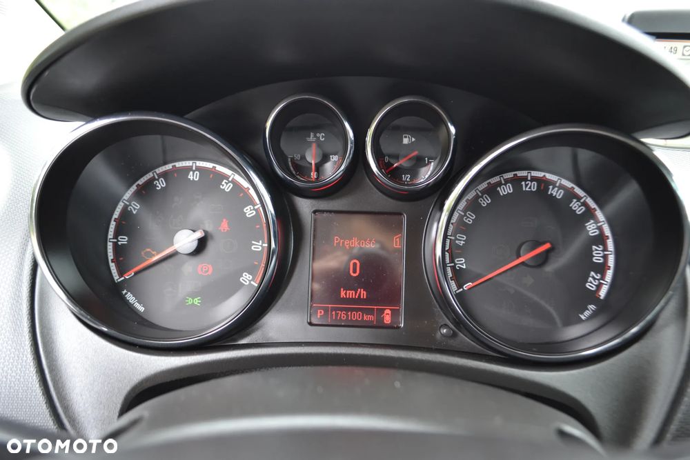 Opel Meriva 1.4 T Cosmo - 25