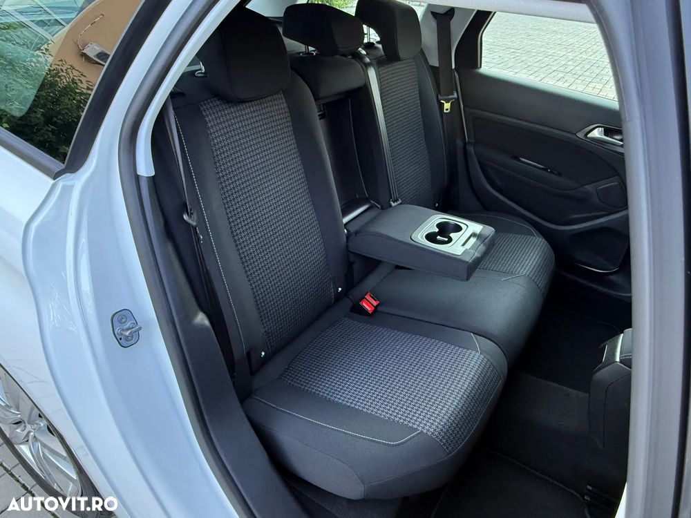 Peugeot 308 BlueHDi 130 Stop & Start Active Business-Paket - 9